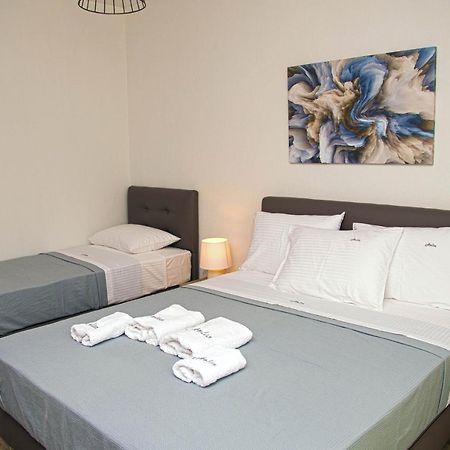 Aelia Luxury Apartments Nikiti  Ngoại thất bức ảnh