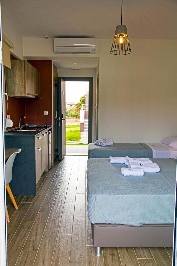 Aelia Luxury Apartments Nikiti  Ngoại thất bức ảnh
