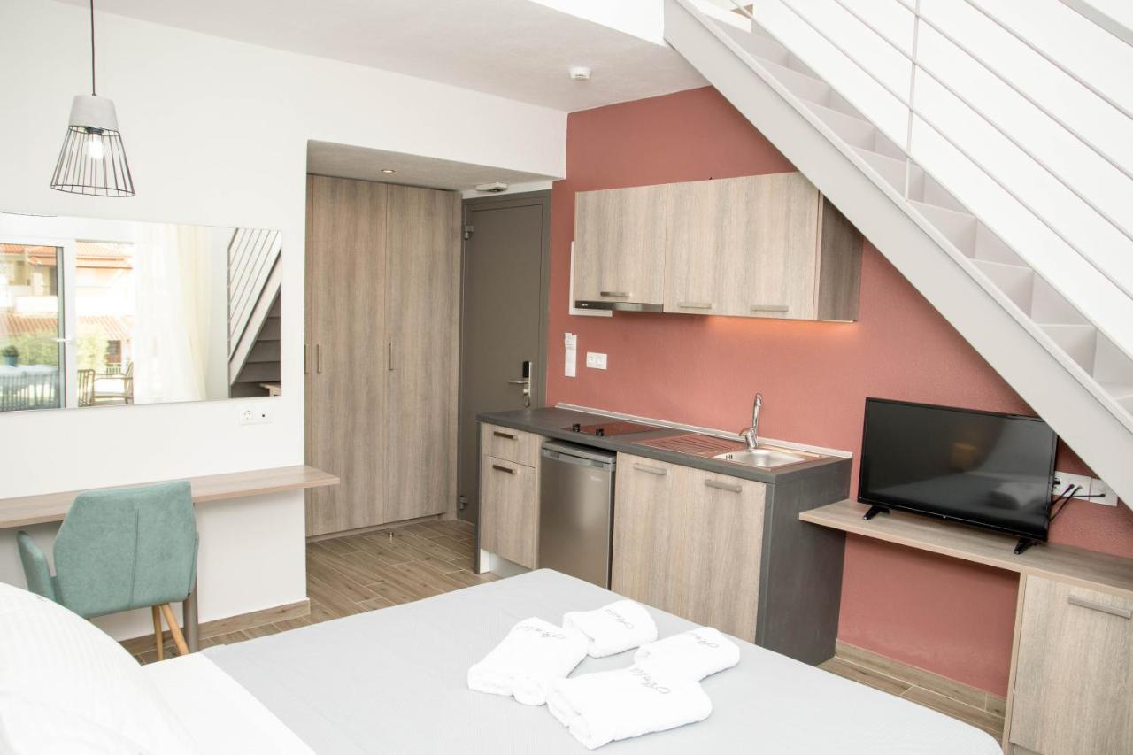 Aelia Luxury Apartments Nikiti  Ngoại thất bức ảnh