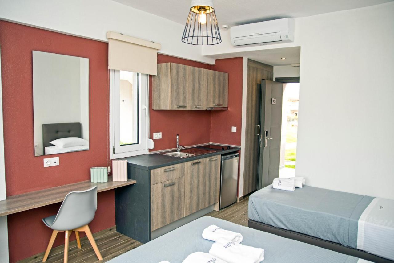 Aelia Luxury Apartments Nikiti  Ngoại thất bức ảnh
