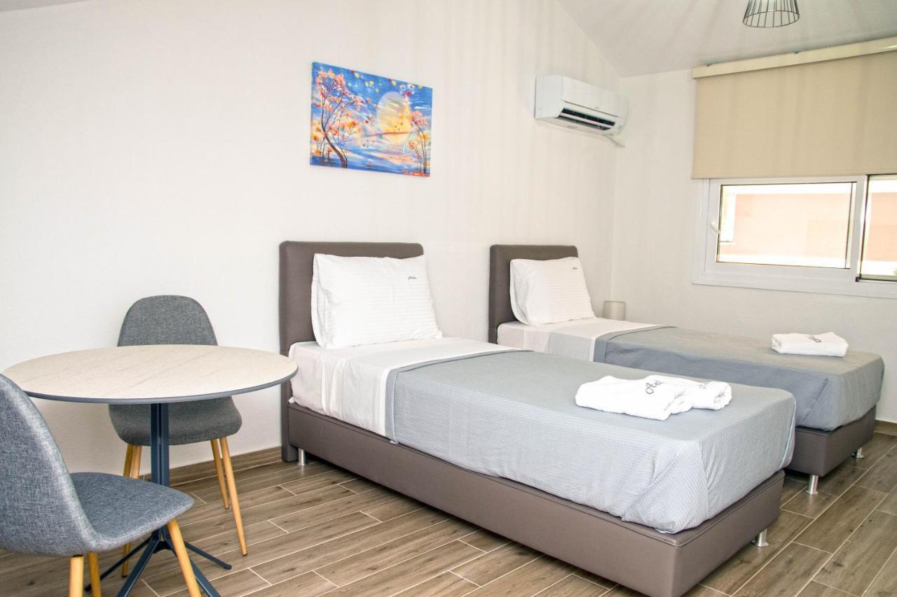 Aelia Luxury Apartments Nikiti  Ngoại thất bức ảnh